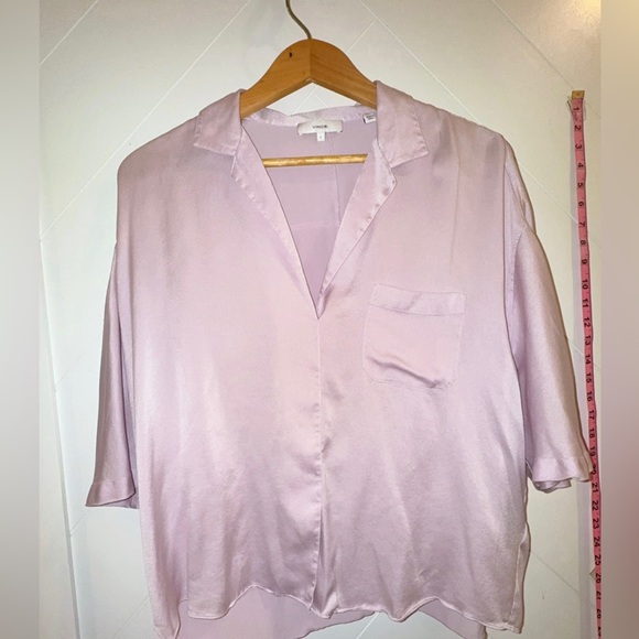 Like New Vince Silk Short Sleeve Satin Silk Pajama Top in Pale Iris Size L - Picture 10 of 13